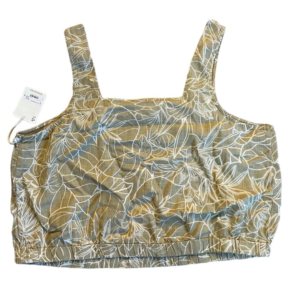 a.n.a Crop Top - Picture 2 of 4